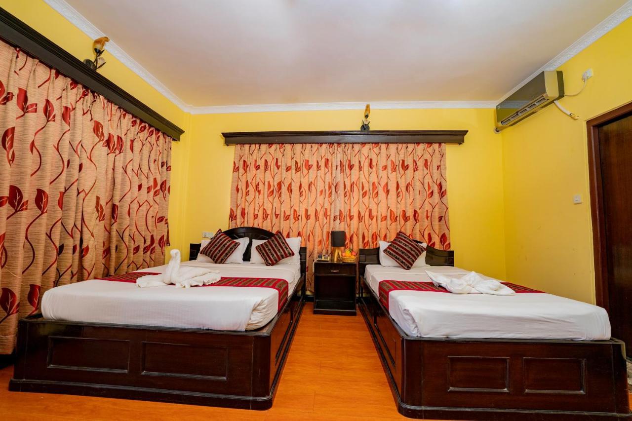 Hotel Bougainvillea Pokhara Ngoại thất bức ảnh