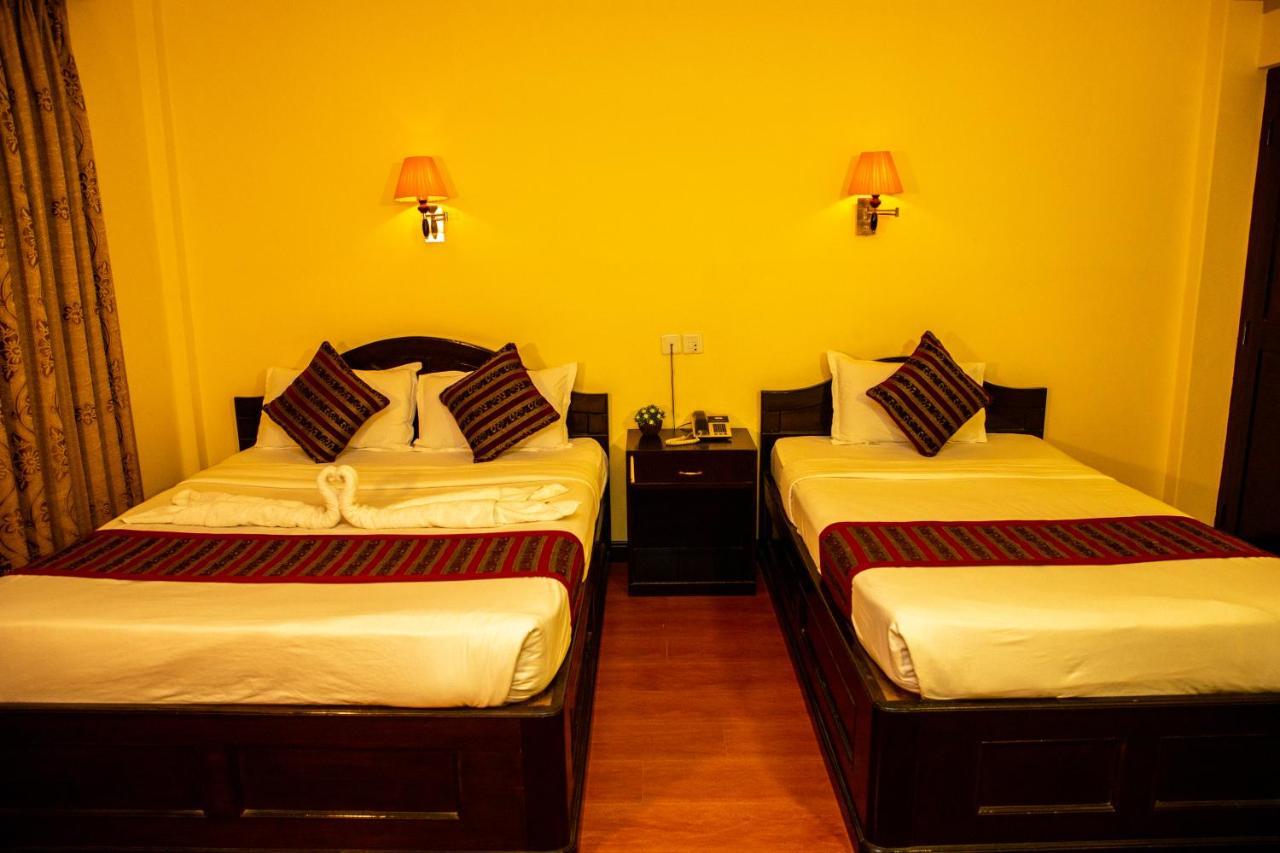 Hotel Bougainvillea Pokhara Ngoại thất bức ảnh