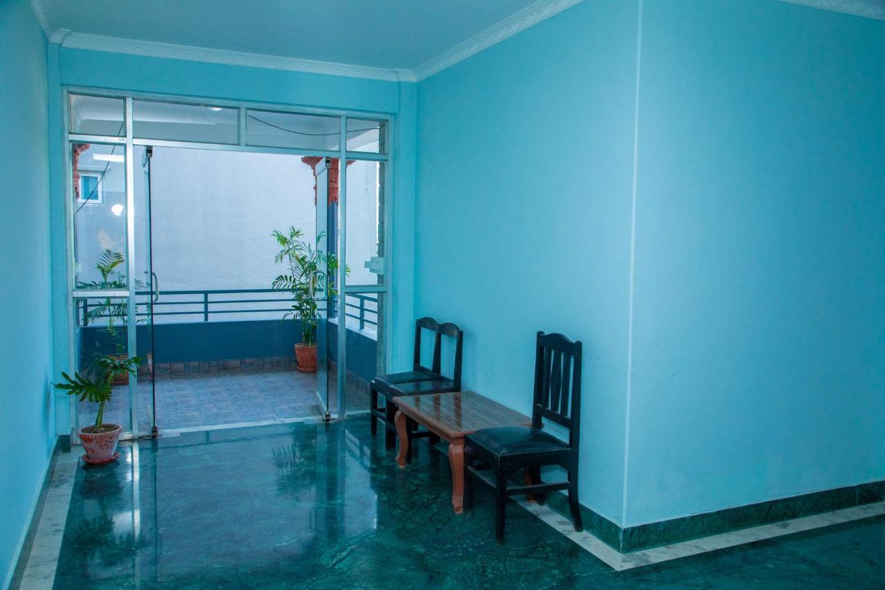Hotel Bougainvillea Pokhara Ngoại thất bức ảnh