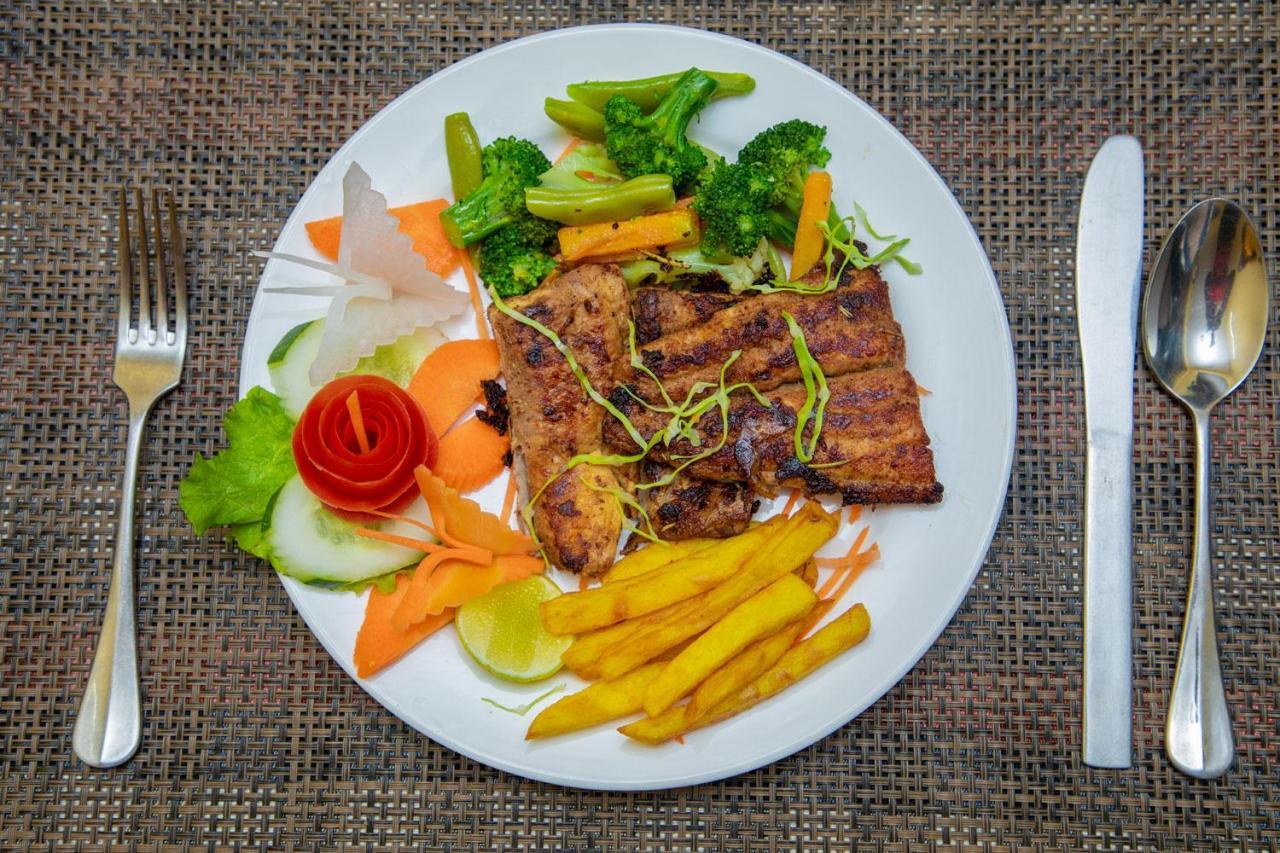 Hotel Bougainvillea Pokhara Ngoại thất bức ảnh