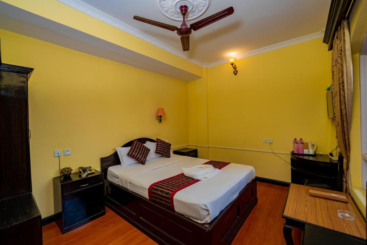 Hotel Bougainvillea Pokhara Ngoại thất bức ảnh