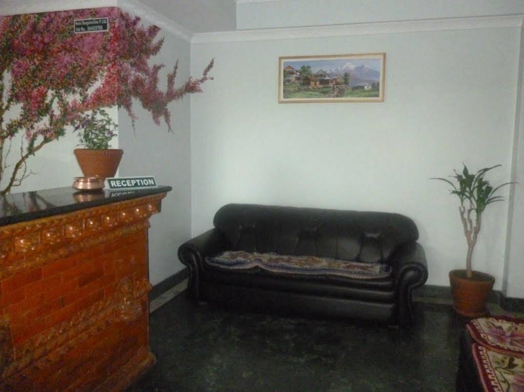 Hotel Bougainvillea Pokhara Ngoại thất bức ảnh